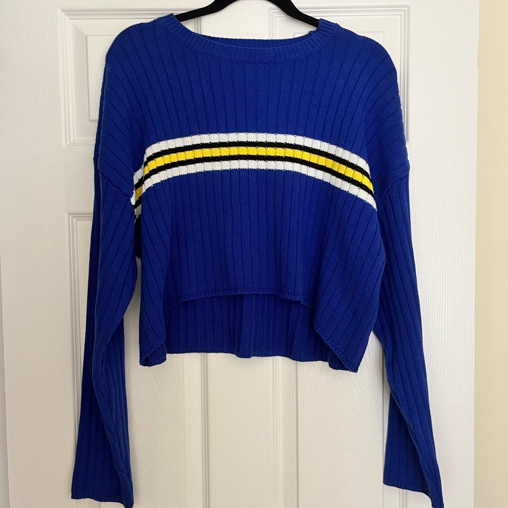 Blue Cropped Sweater with Stripes
